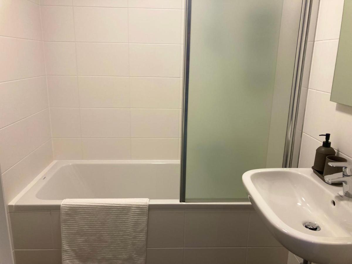 London Tower Apartments - Антверпен Екстериор снимка