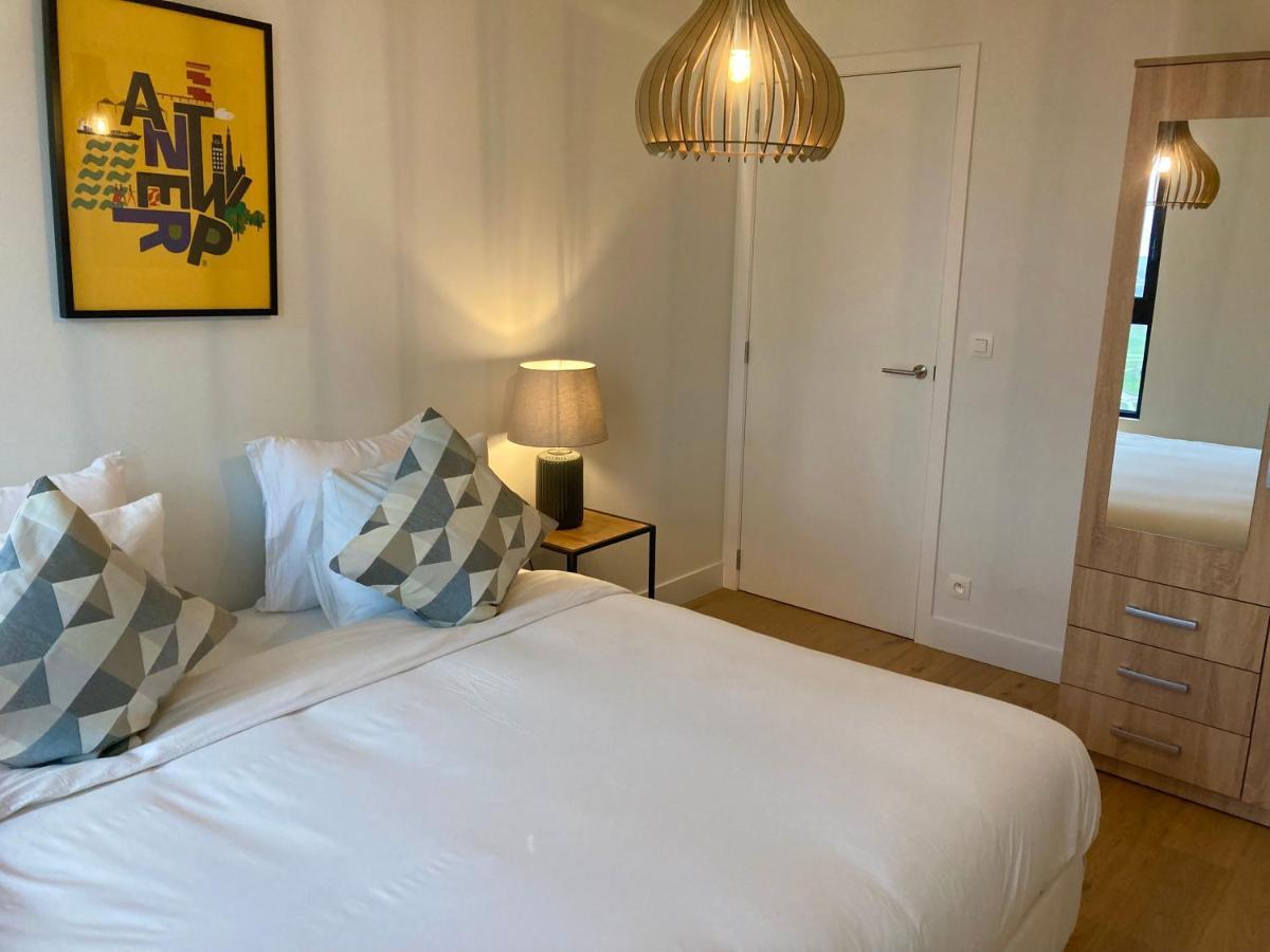 London Tower Apartments - Антверпен Екстериор снимка