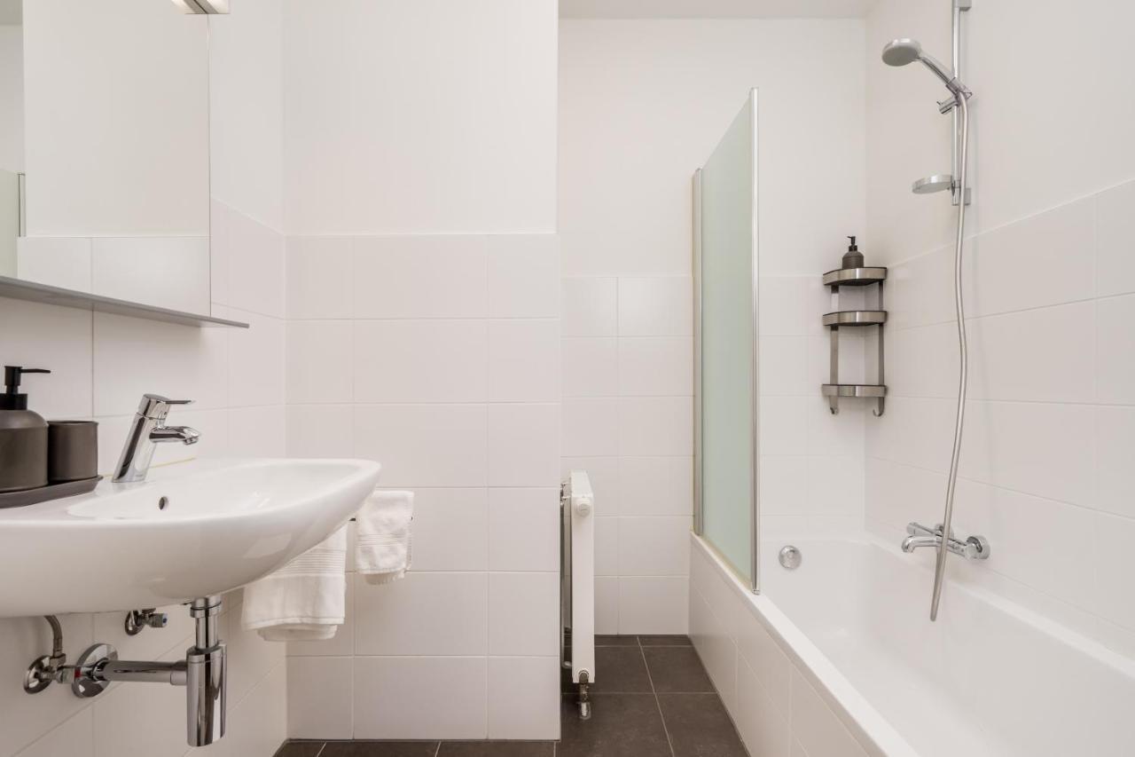 London Tower Apartments - Антверпен Екстериор снимка